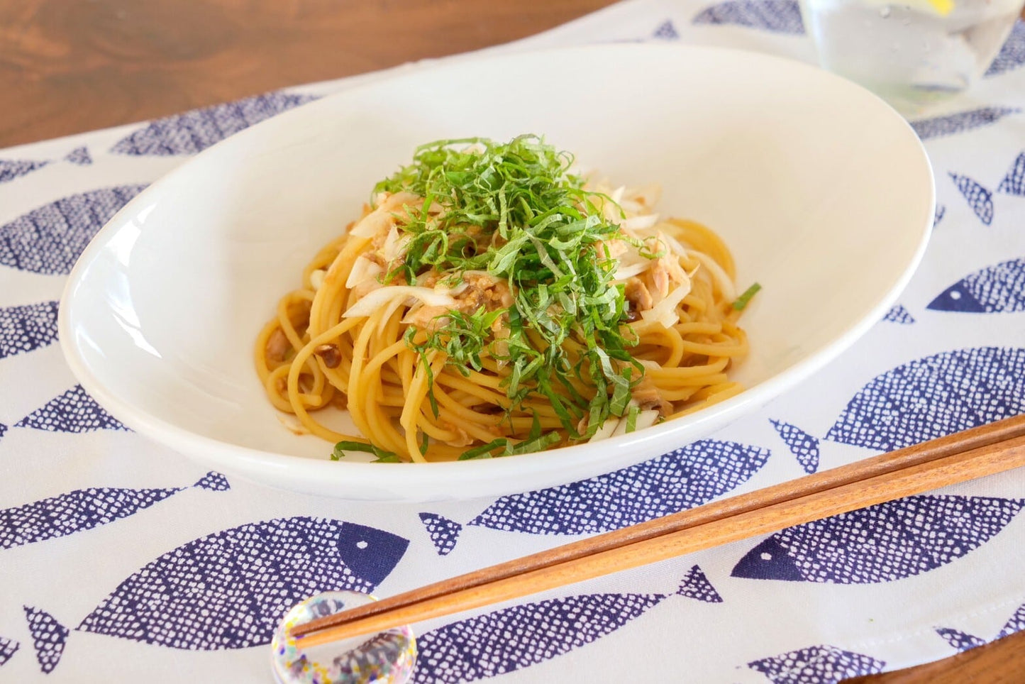 MOROMIYA自慢のもろみ使用「丸大豆醤油もろみ(唐辛子入り)」